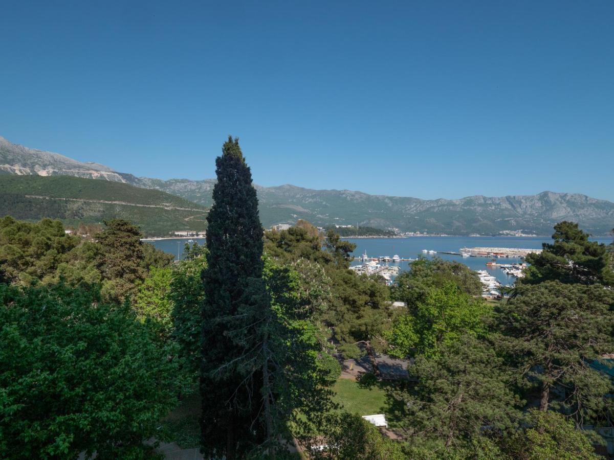 Apartments Garden Azure Budva Exterior foto